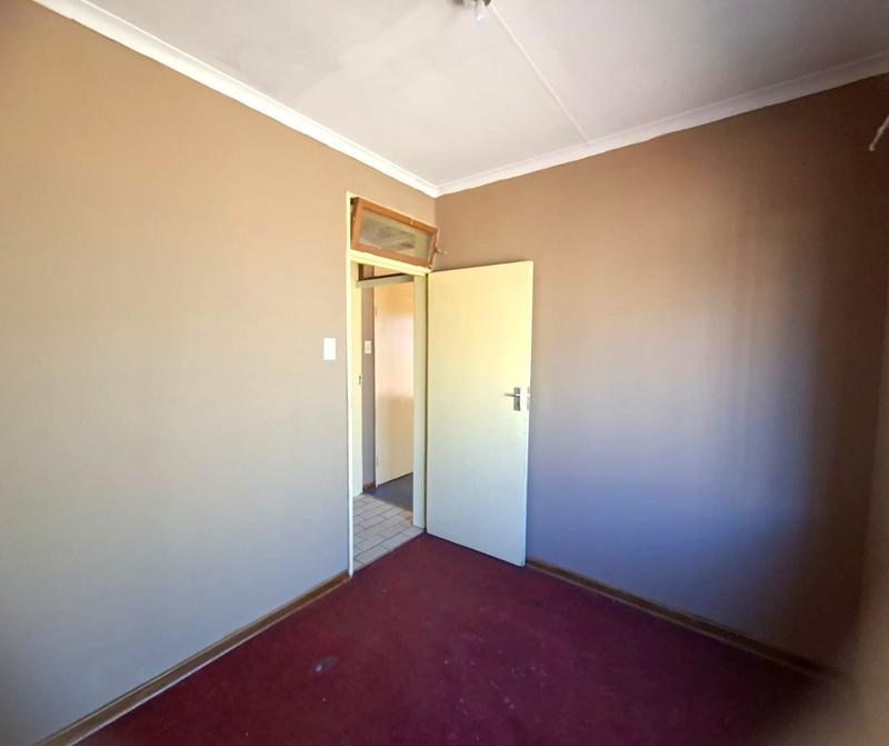 3 Bedroom Property for Sale in Protea North Gauteng