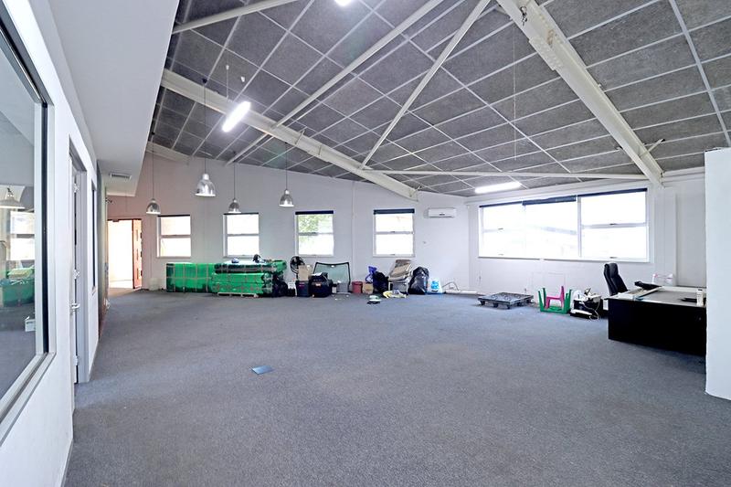 Commercial Property for Sale in Kyalami Gauteng