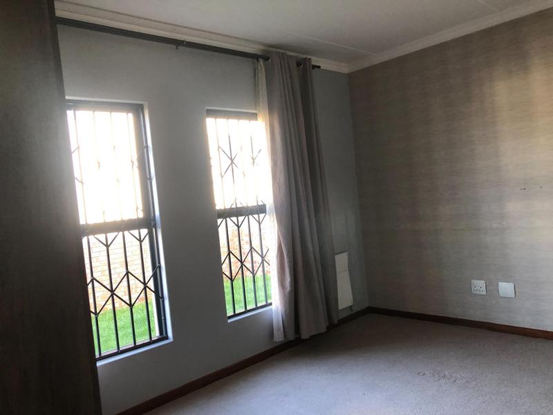 To Let 3 Bedroom Property for Rent in Summerset Gauteng