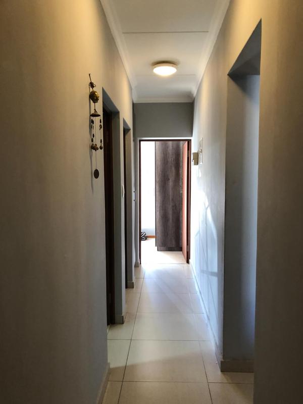 To Let 3 Bedroom Property for Rent in Summerset Gauteng