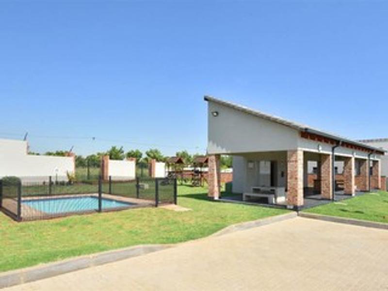 To Let 3 Bedroom Property for Rent in Summerset Gauteng