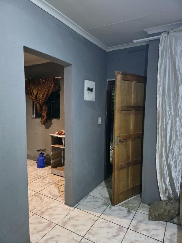 2 Bedroom Property for Sale in Olievenhoutbosch Gauteng