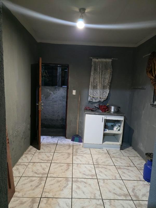 2 Bedroom Property for Sale in Olievenhoutbosch Gauteng
