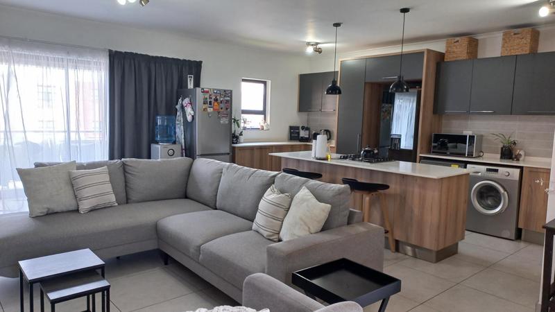 To Let 2 Bedroom Property for Rent in Glen Marais Gauteng
