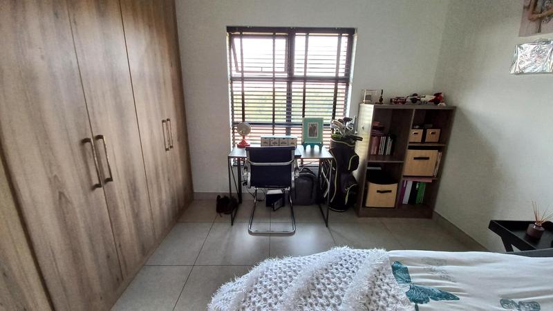 To Let 2 Bedroom Property for Rent in Glen Marais Gauteng