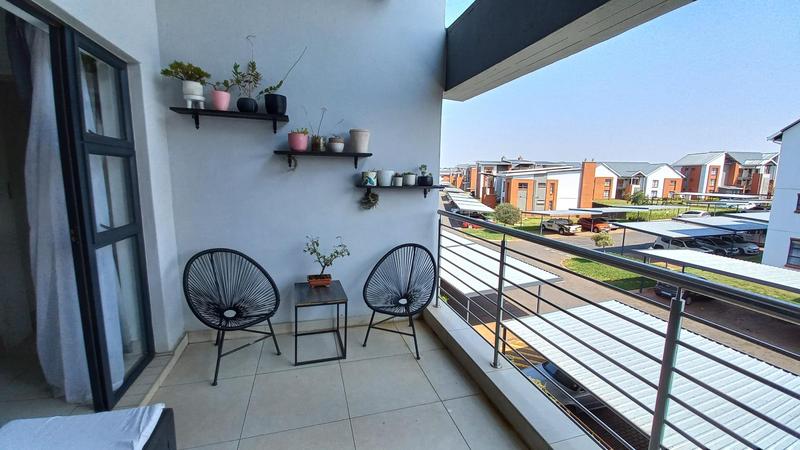 To Let 2 Bedroom Property for Rent in Glen Marais Gauteng