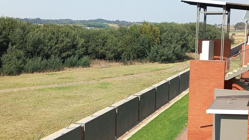 To Let 2 Bedroom Property for Rent in Glen Marais Gauteng