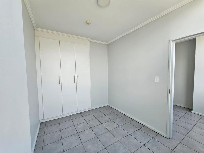 To Let 2 Bedroom Property for Rent in Florida Gauteng