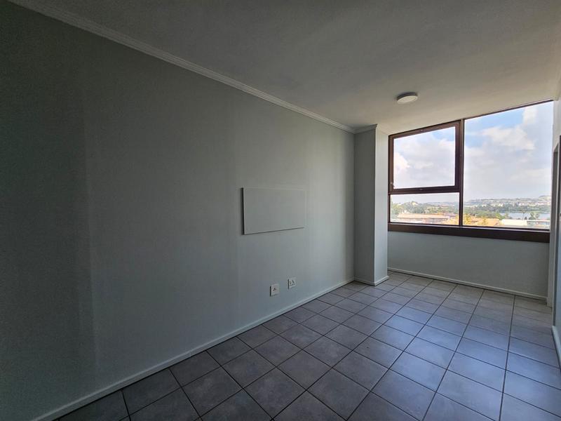 To Let 2 Bedroom Property for Rent in Florida Gauteng