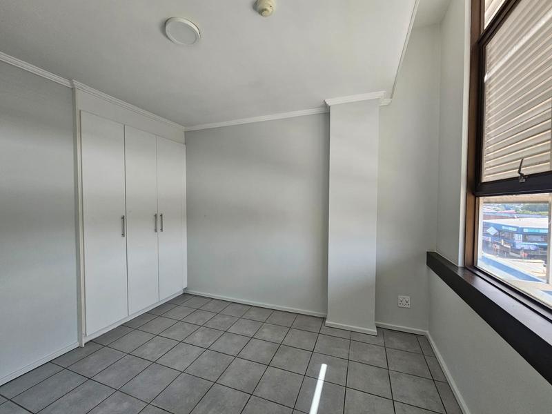 To Let 2 Bedroom Property for Rent in Florida Gauteng