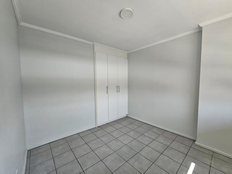 To Let 2 Bedroom Property for Rent in Florida Gauteng