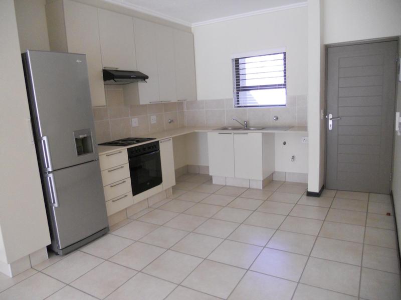 To Let 2 Bedroom Property for Rent in Bryanston Gauteng