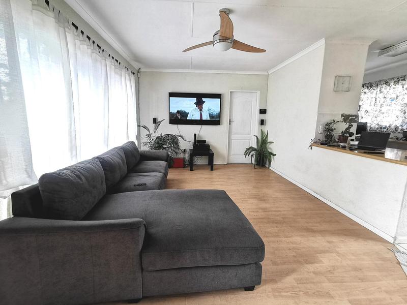 3 Bedroom Property for Sale in Noordwyk Gauteng