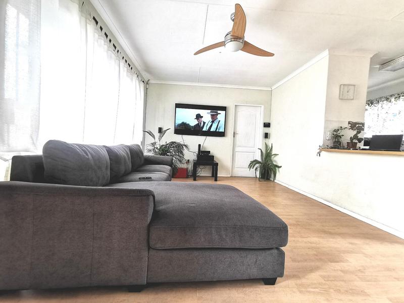 3 Bedroom Property for Sale in Noordwyk Gauteng