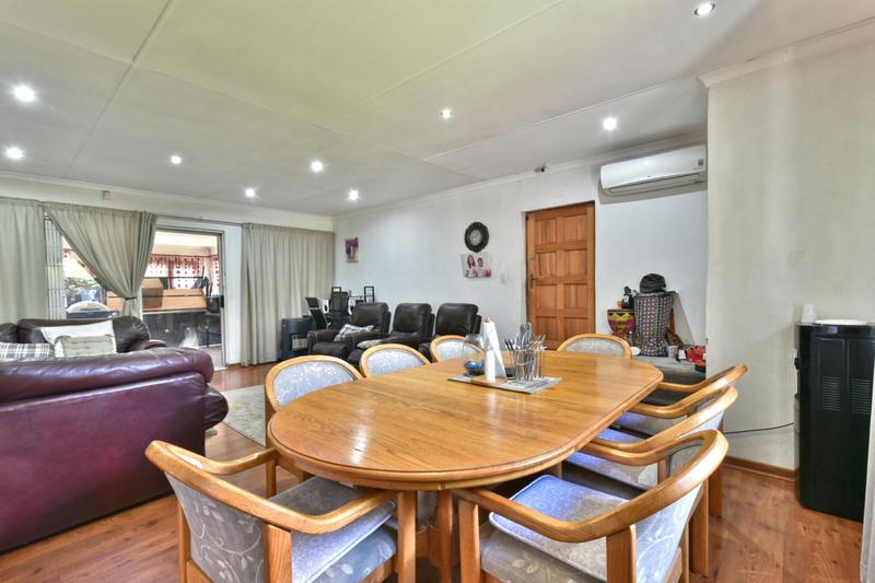 3 Bedroom Property for Sale in Sharonlea Gauteng