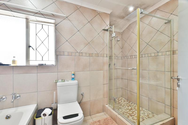3 Bedroom Property for Sale in Sharonlea Gauteng