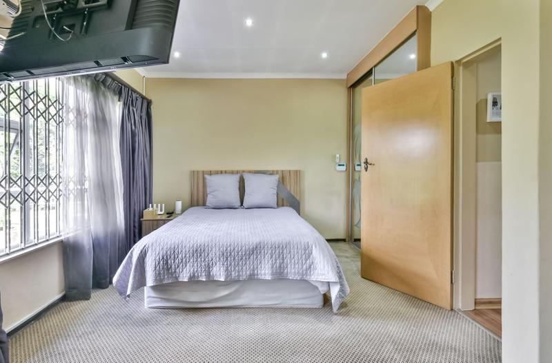 4 Bedroom Property for Sale in Sandown Gauteng