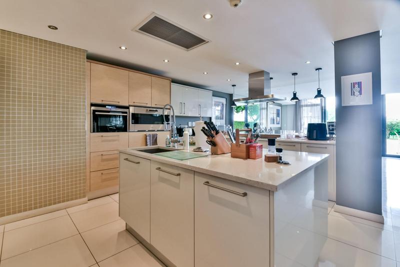 4 Bedroom Property for Sale in Houghton Gauteng