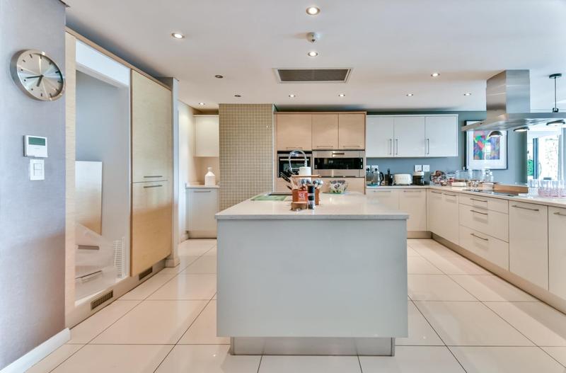 4 Bedroom Property for Sale in Houghton Gauteng