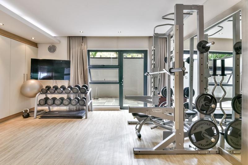 4 Bedroom Property for Sale in Houghton Gauteng