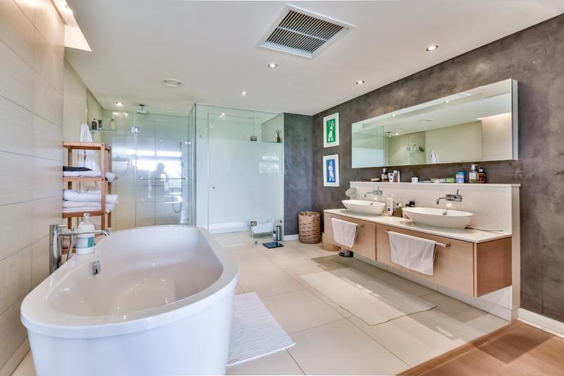 4 Bedroom Property for Sale in Houghton Gauteng