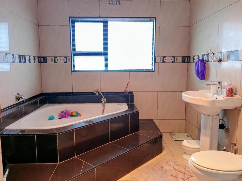 3 Bedroom Property for Sale in Alan Manor Gauteng