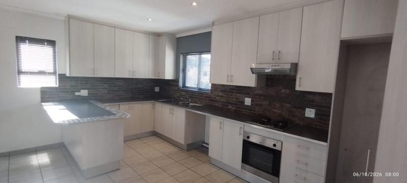 To Let 1 Bedroom Property for Rent in Lynnwood Gauteng