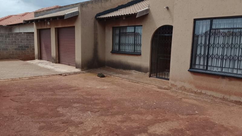 3 Bedroom Property for Sale in Vosloorus Ext 25 Gauteng