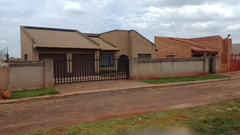 3 Bedroom Property for Sale in Vosloorus Ext 25 Gauteng