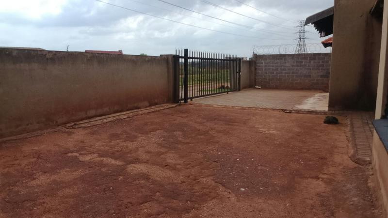 3 Bedroom Property for Sale in Vosloorus Ext 25 Gauteng