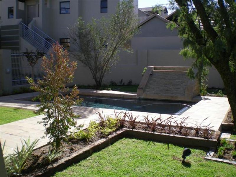 1 Bedroom Property for Sale in Lonehill Gauteng