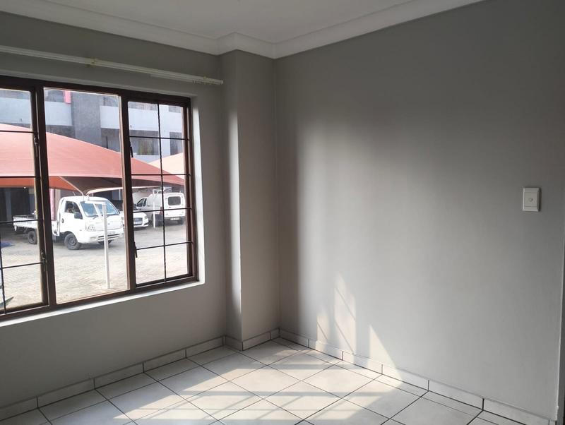 1 Bedroom Property for Sale in Erand Gardens Gauteng