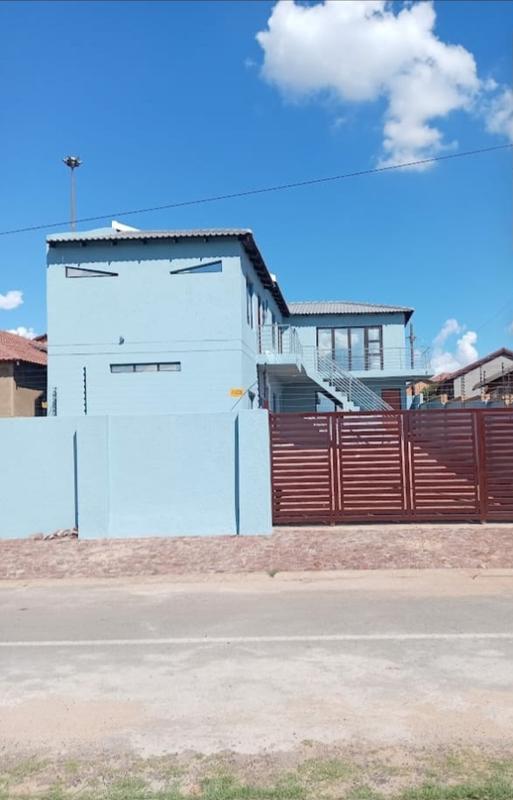 1 Bedroom Property for Sale in Emdeni Gauteng