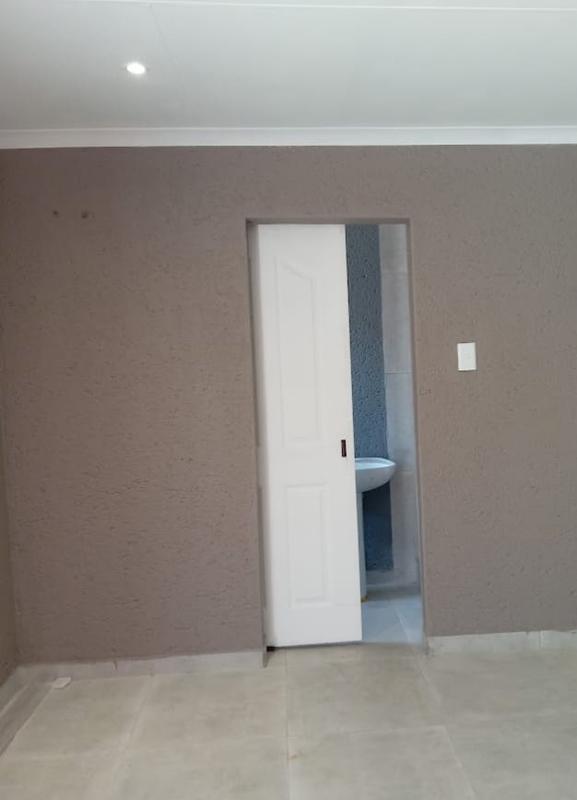 1 Bedroom Property for Sale in Emdeni Gauteng