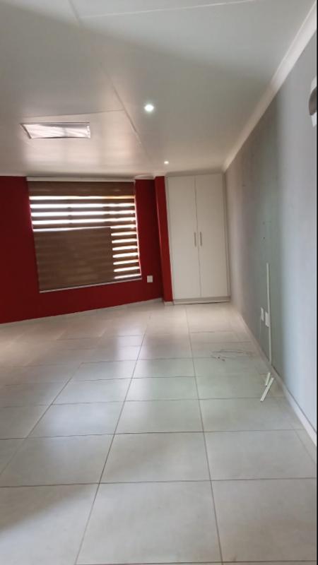 1 Bedroom Property for Sale in Protea Glen Gauteng