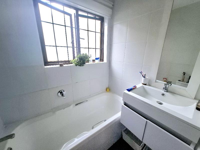 To Let 1 Bedroom Property for Rent in Morningside Gauteng