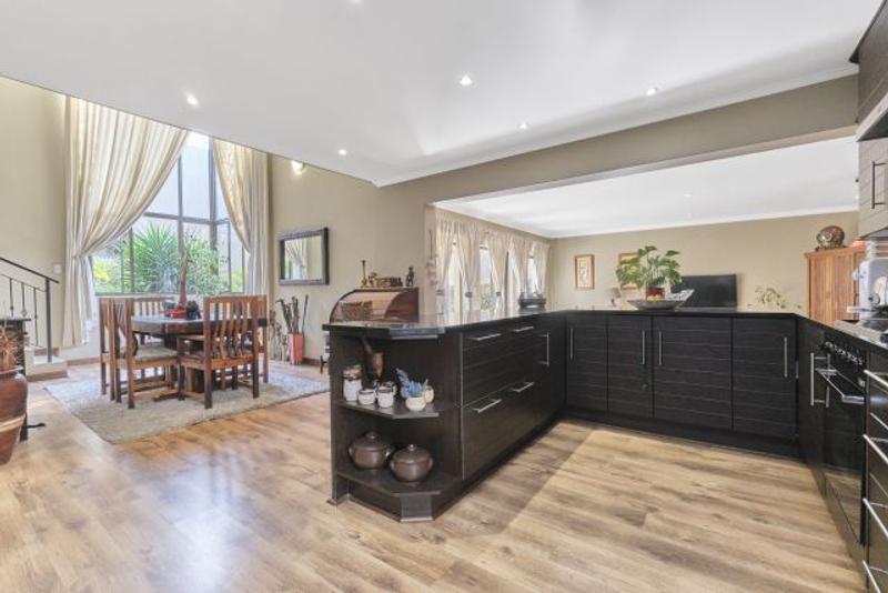 3 Bedroom Property for Sale in Barbeque Downs Gauteng