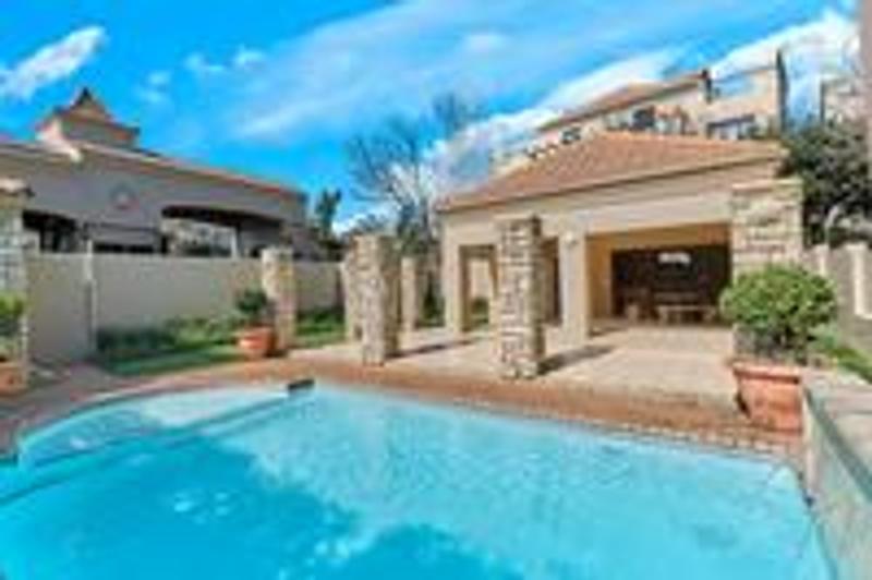 1 Bedroom Property for Sale in Lonehill Gauteng