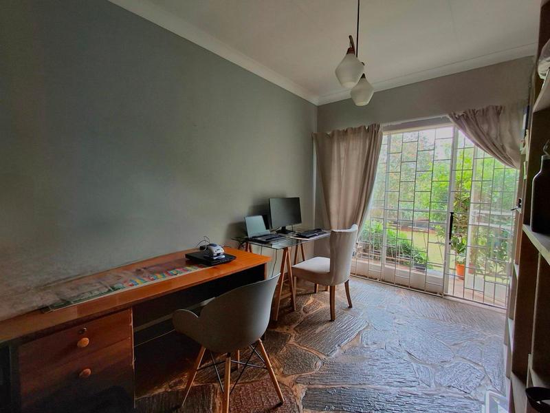 To Let 4 Bedroom Property for Rent in Eldoraigne Gauteng