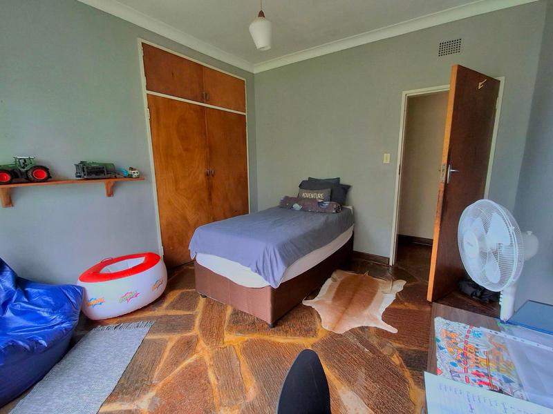 To Let 4 Bedroom Property for Rent in Eldoraigne Gauteng