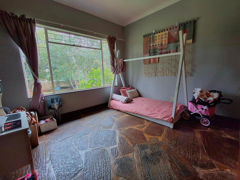 To Let 4 Bedroom Property for Rent in Eldoraigne Gauteng