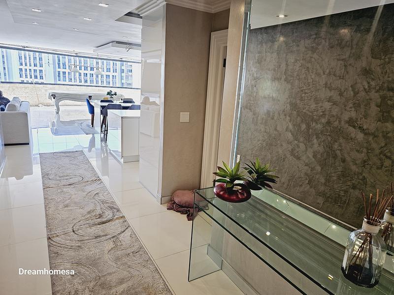 To Let 3 Bedroom Property for Rent in Sandown Gauteng