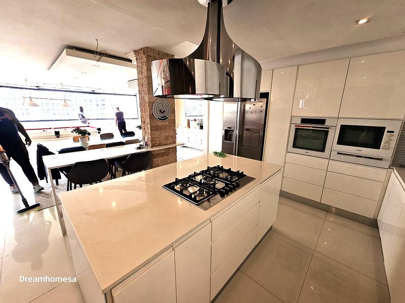 To Let 3 Bedroom Property for Rent in Sandown Gauteng