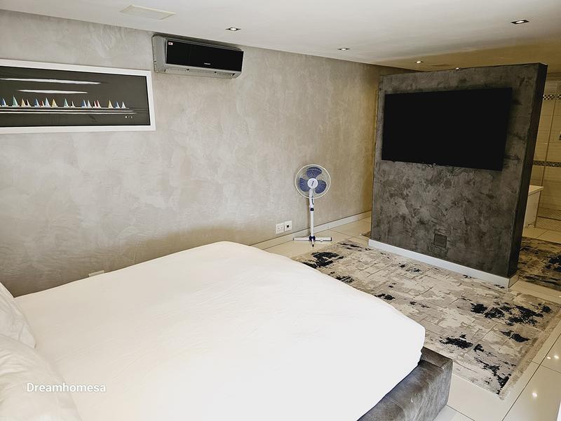 To Let 3 Bedroom Property for Rent in Sandown Gauteng