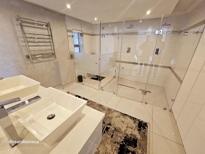 To Let 3 Bedroom Property for Rent in Sandown Gauteng