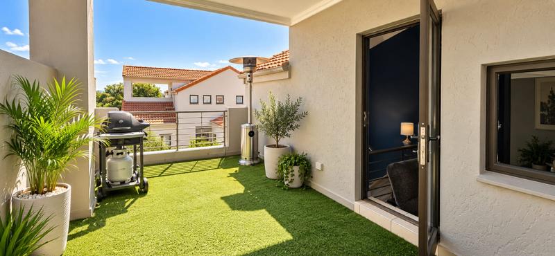 1 Bedroom Property for Sale in Bryanston Gauteng