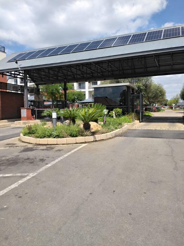 3 Bedroom Property for Sale in Greenstone Crest Gauteng
