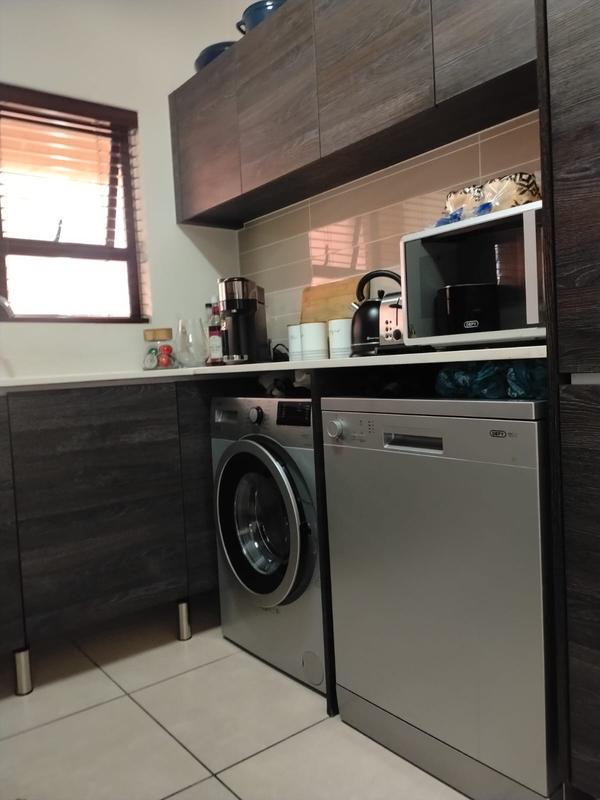 3 Bedroom Property for Sale in Greenstone Crest Gauteng