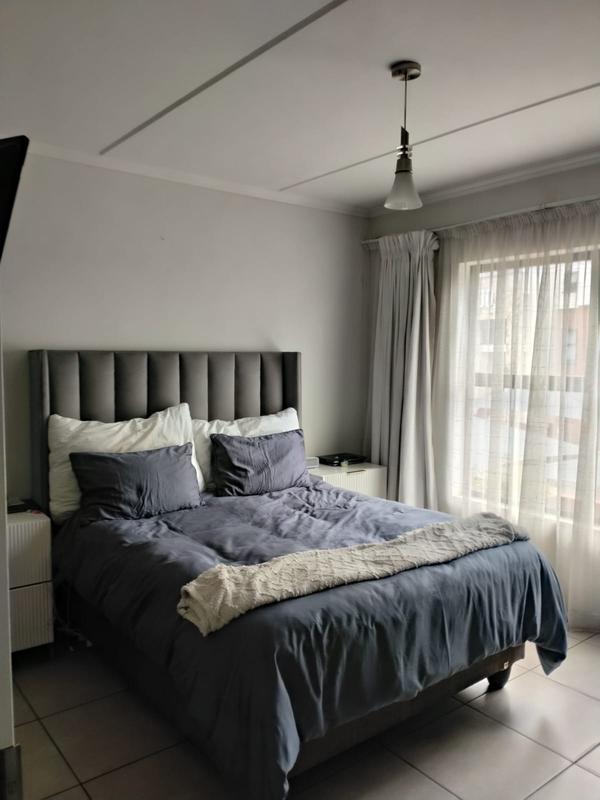 3 Bedroom Property for Sale in Greenstone Crest Gauteng