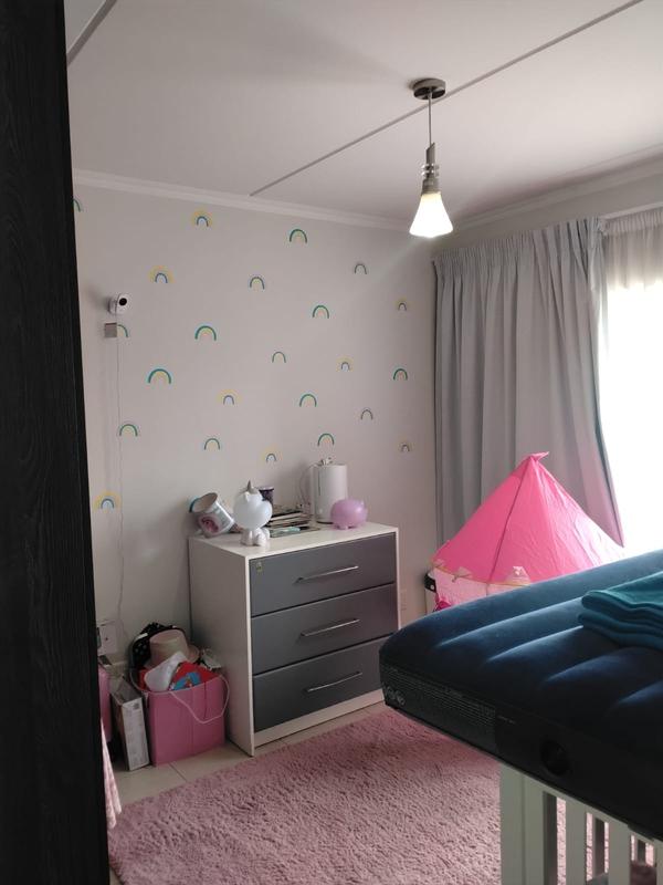 3 Bedroom Property for Sale in Greenstone Crest Gauteng